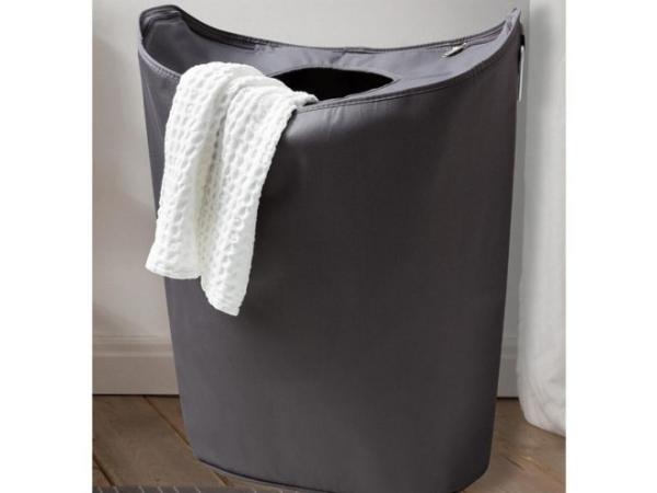 LAUNDRY HAMPER
