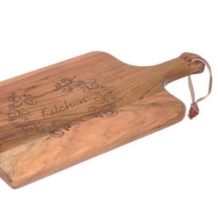 WODDEN CUTTING BOARD